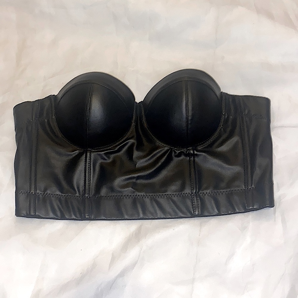 Apperloth Bustier Crop Top